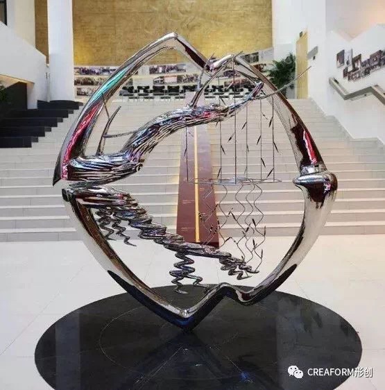 我有好用的3D掃描儀，你有難搞的雕塑嗎？